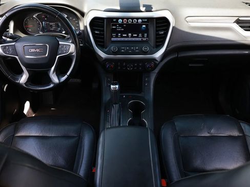 Used 2019 GMC Acadia SLT FWD image 2