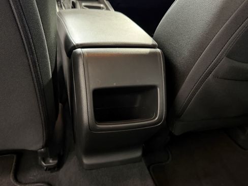 Used 2019 Honda Accord LX image 12