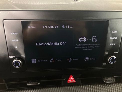 Used 2024 Kia Sportage LX image 10