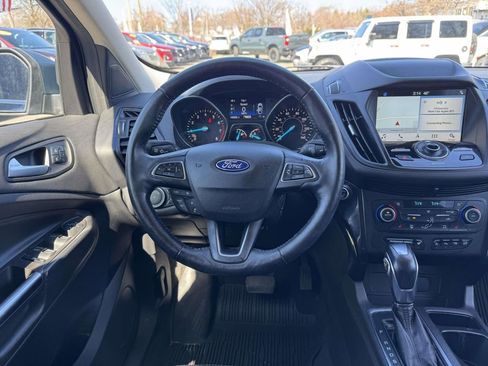 Used 2019 Ford Escape Titanium AWD/4WD image 12