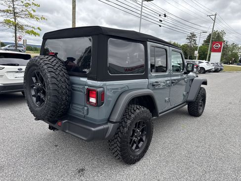 Used 2025 Jeep Wrangler Unlimited Sport AWD/4WD image 33