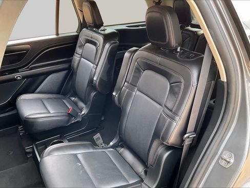 Used 2024 Lincoln Aviator Reserve AWD/4WD image 41