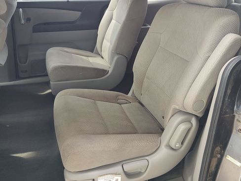 Used 2015 Honda Odyssey EX image 18