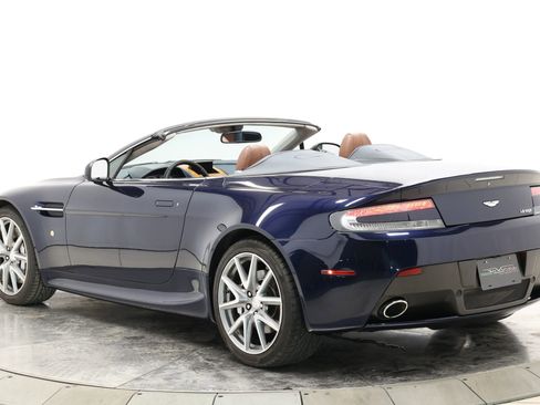 Used 2014 Aston Martin V8 Vantage Roadster image 46