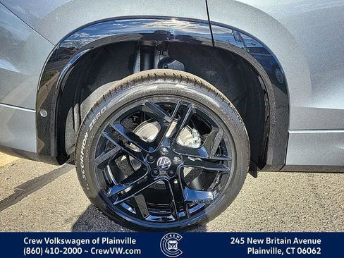 New 2026 Volkswagen Tiguan SE R-Line image 19