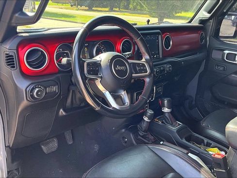 Used 2021 Jeep Wrangler Unlimited Rubicon AWD/4WD image 10
