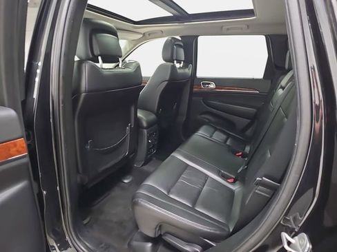 Used 2011 Jeep Grand Cherokee Limited AWD/4WD image 12