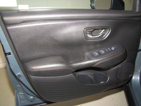 Certified 2024 Honda HR-V Sport image 9