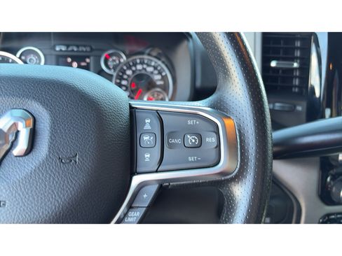 Used 2025 RAM 2500 Tradesman w/ Chrome Appearance Group AWD/4WD image 18