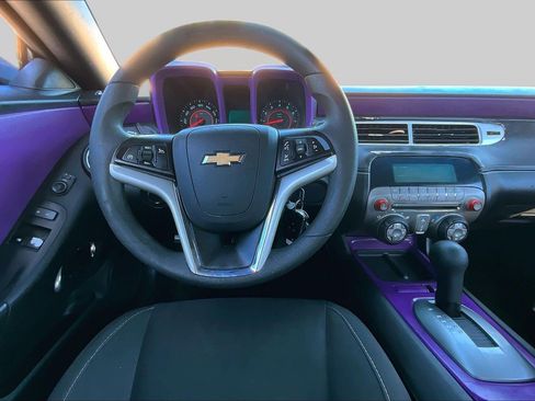 Used 2013 Chevrolet Camaro LS RWD image 5