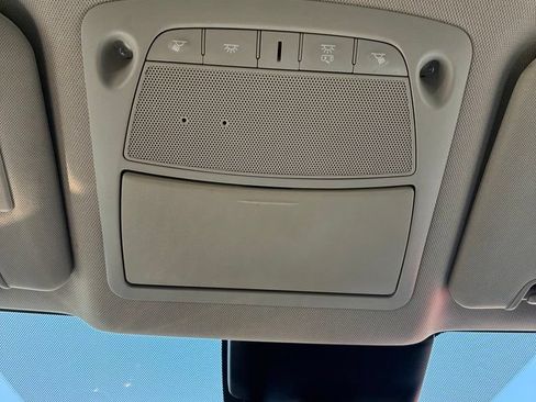 Used 2019 Nissan Rogue SV AWD/4WD image 43