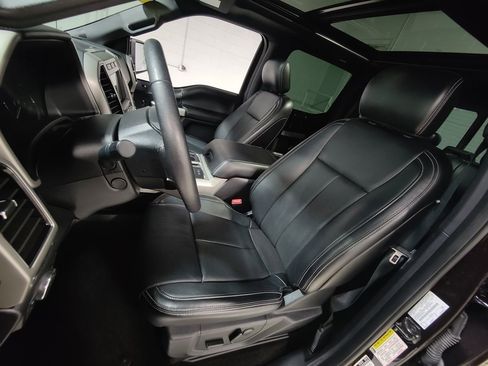 Used 2019 Ford F150 Lariat w/ Equipment Group 502A Luxury image 24