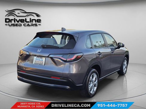 Used 2023 Honda HR-V LX image 11