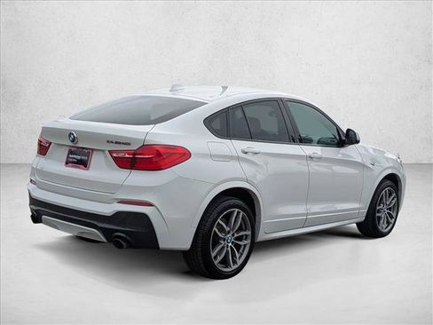 Used 2018 BMW X4 M40i image 5