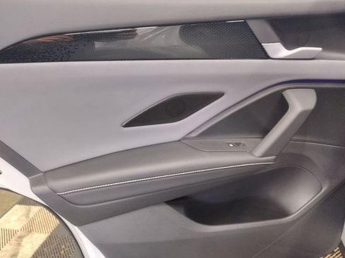 New 2025 Volkswagen Tiguan SE image 22