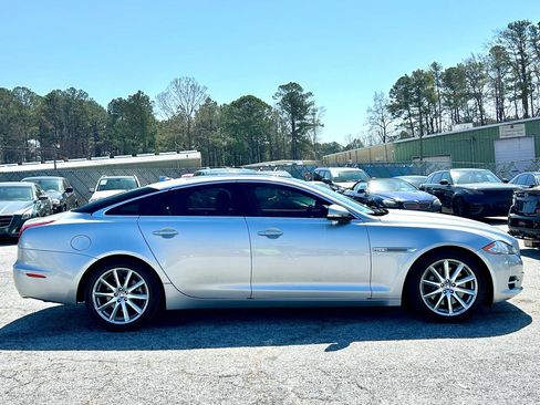 Used 2013 Jaguar XJ image 4
