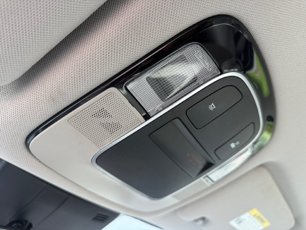 Used 2023 Hyundai Sonata SE FWD image 19