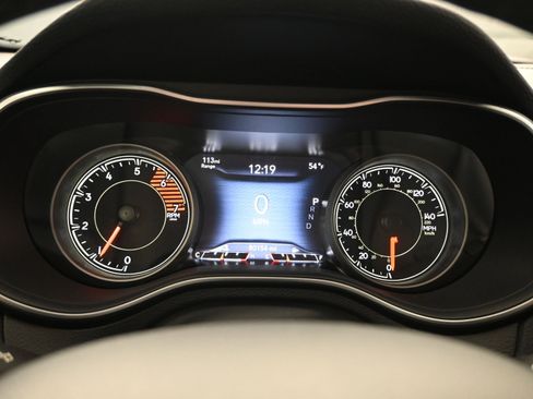 Used 2021 Jeep Cherokee High Altitude image 16