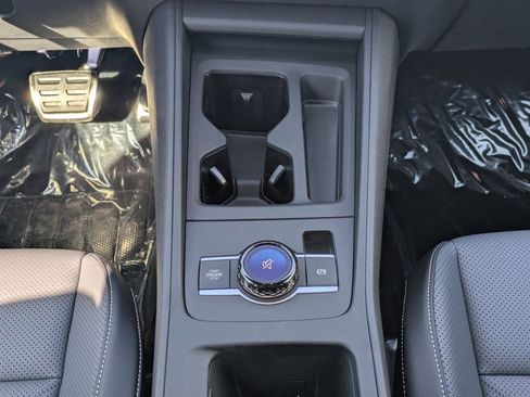 New 2026 Volkswagen Tiguan SE R-Line FWD image 19