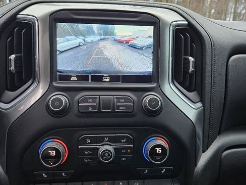 Used 2022 Chevrolet Silverado 1500 RST image 20