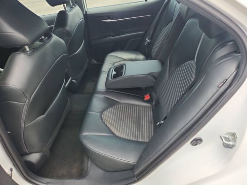 Used 2023 Toyota Camry SE FWD image 15