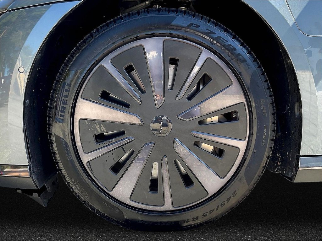 Used 2024 Lucid Air Pure RWD image 22