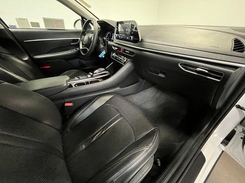 Used 2023 Hyundai Sonata SE FWD image 10