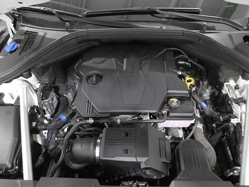 Certified 2024 Genesis GV70 2.5T AWD/4WD image 23