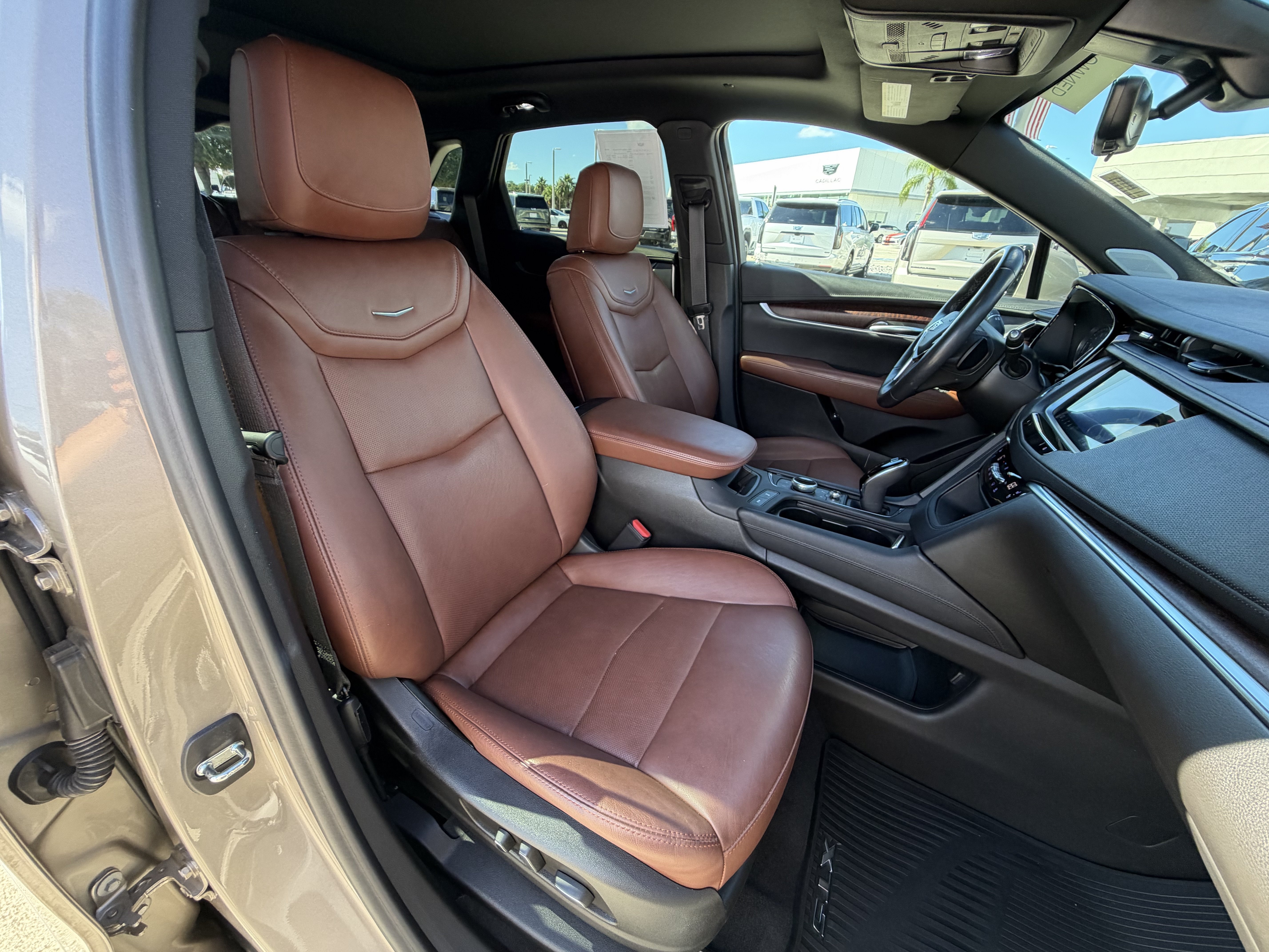 Certified 2023 Cadillac XT5 Premium Luxury w/ Technology Package AWD/4WD image 19
