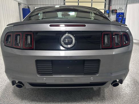 Used 2014 Ford Mustang GT Premium RWD image 6