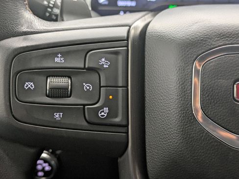 Used 2023 GMC Sierra 1500 AT4 w/ Technology Package image 5