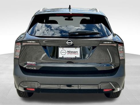 New 2026 Nissan Kicks SV w/ SV Premium Package image 7