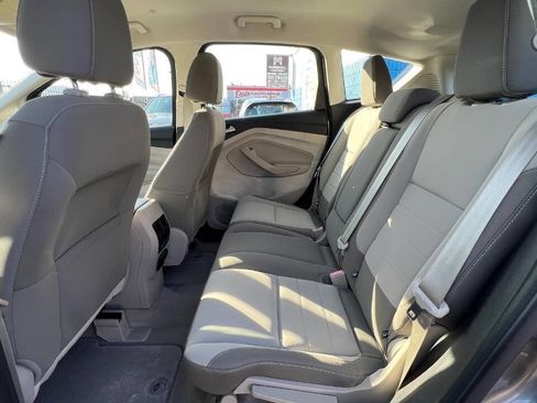 Used 2014 Ford C-MAX SE image 16