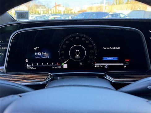 Used 2021 Cadillac Escalade Premium Luxury w/ Driver Assist Tech Package image 19