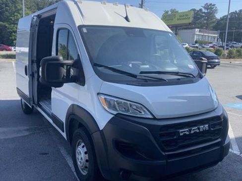 Used 2023 RAM ProMaster 2500 FWD image 4