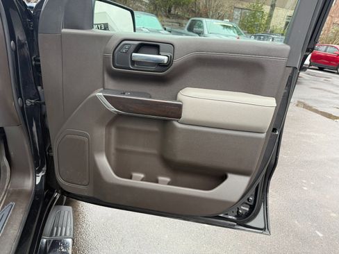 Used 2021 GMC Sierra 1500 SLT w/ SLT Premium Package image 24
