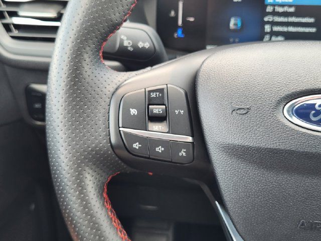 Used 2025 Ford Escape ST-Line Select AWD/4WD image 29