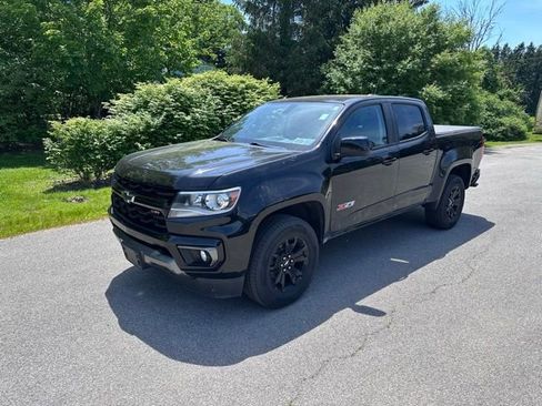 Used 2021 Chevrolet Colorado Z71 w/ Z71 Midnight Edition AWD/4WD image 7