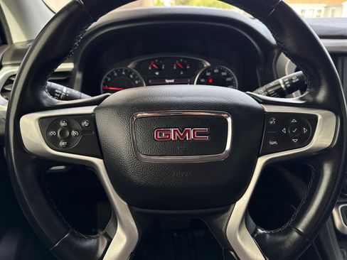 Used 2023 GMC Acadia SLT image 26