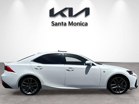Used 2019 Lexus IS 300 F Sport w/ F Sport Package RWD image 7