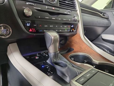 Used 2021 Lexus RX 350L FWD w/ Premium Package image 20