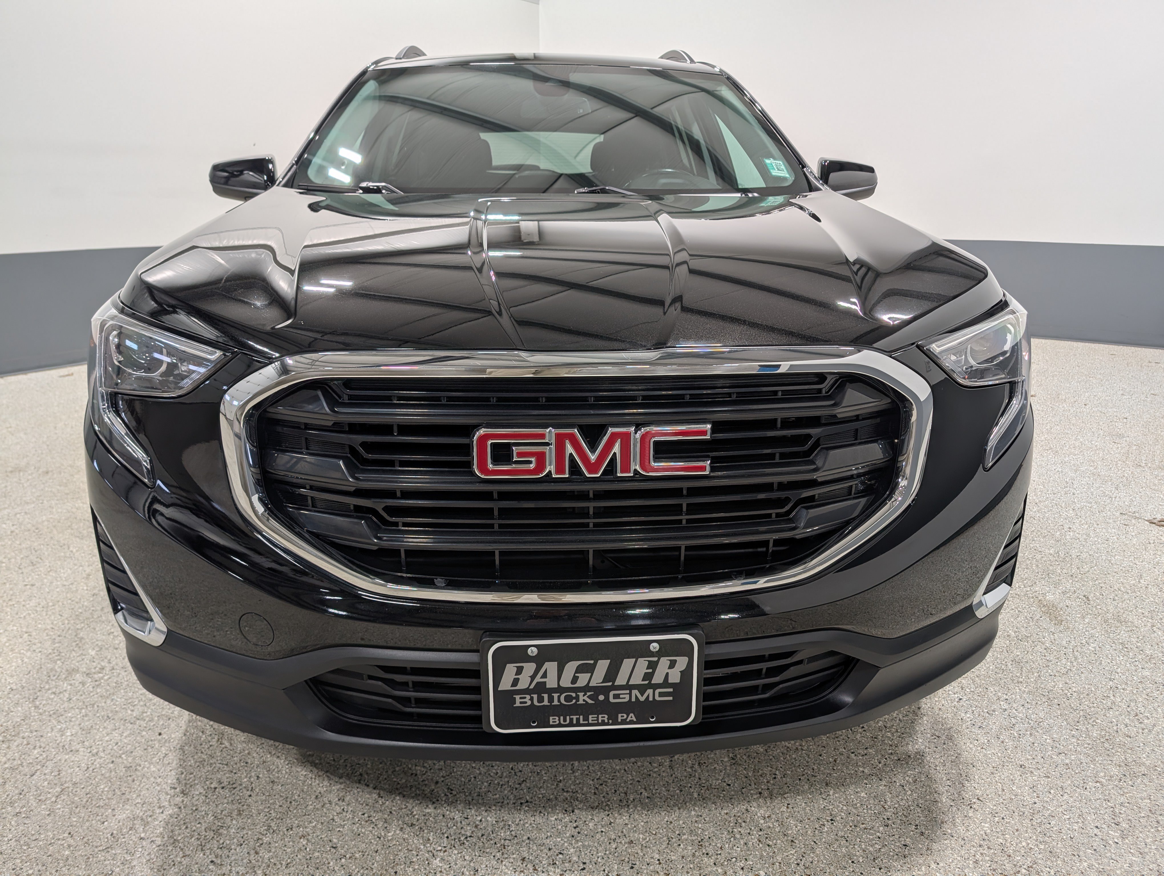 Used 2020 GMC Terrain SLE w/ Driver Convenience Package AWD/4WD image 12