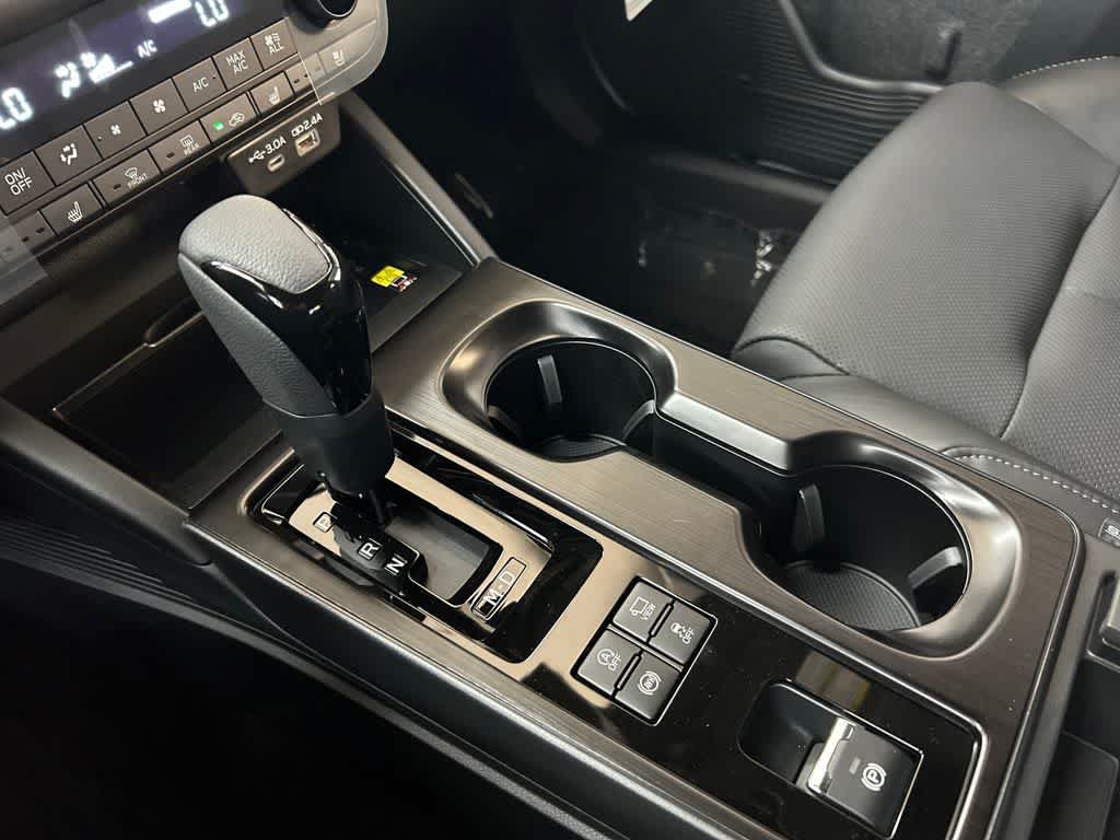 New 2026 Subaru Outback Touring XT AWD/4WD image 18