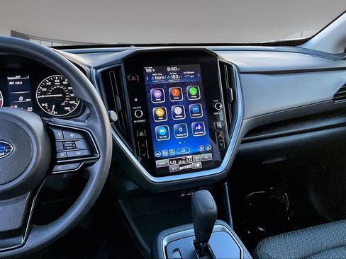 Used 2024 Subaru Crosstrek 2.0i Premium image 9