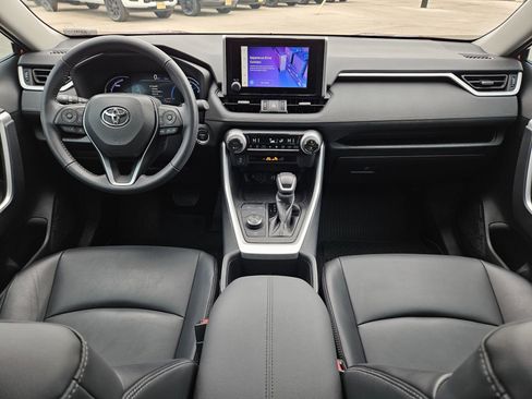 Used 2024 Toyota RAV4 XLE Premium image 16