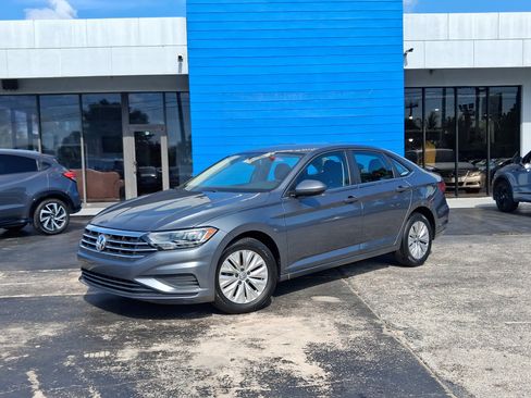 Used 2019 Volkswagen Jetta S FWD image 2