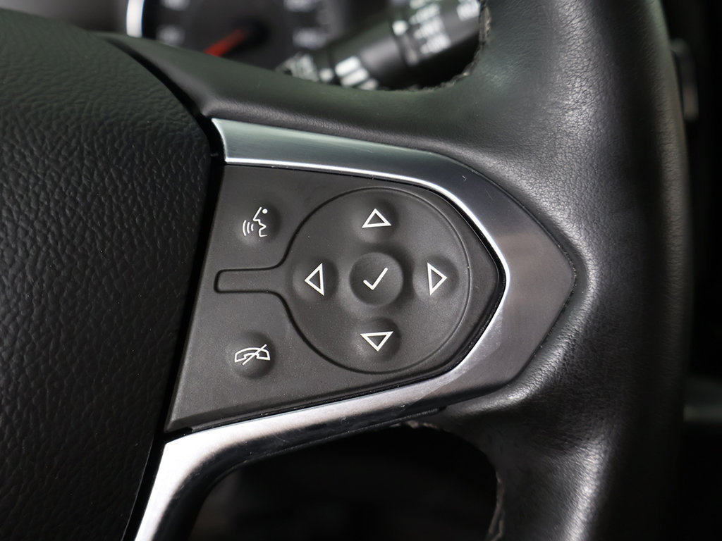 Used 2023 Chevrolet Traverse LT AWD/4WD image 44
