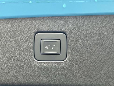 Used 2025 Buick Envista Sport Touring w/ Convenience I Package image 13