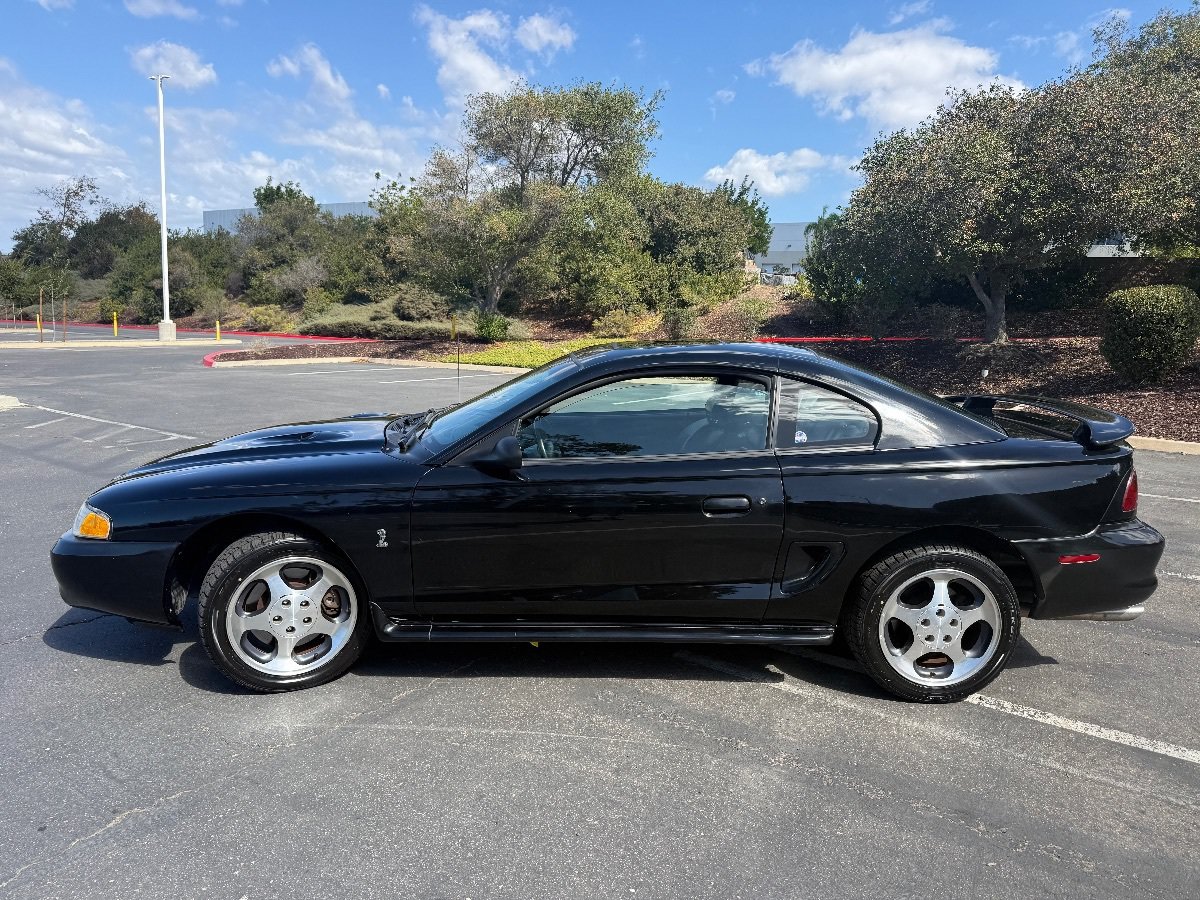 Used 1997 Ford Mustang Cobra RWD image 3