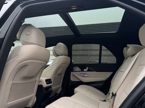 Used 2025 Mercedes-Benz GLE 580 4MATIC image 26